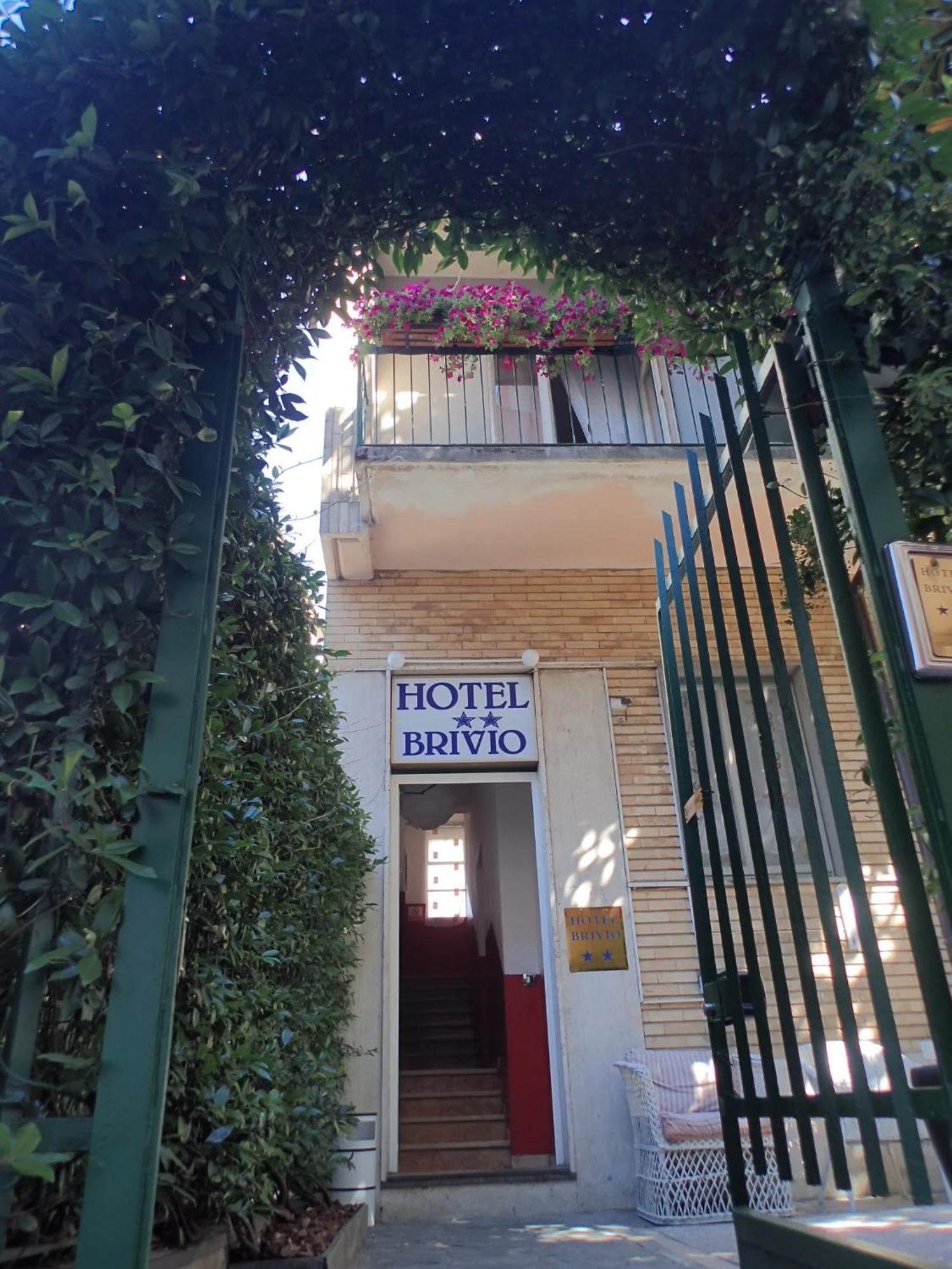 Hotel Brivio Milan Luaran gambar