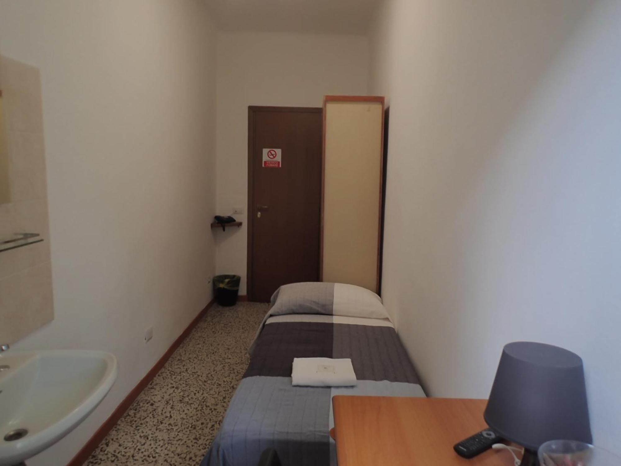 Hotel Brivio Milan Bilik gambar