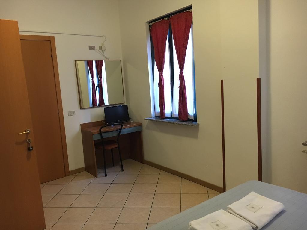Hotel Brivio Milan Luaran gambar
